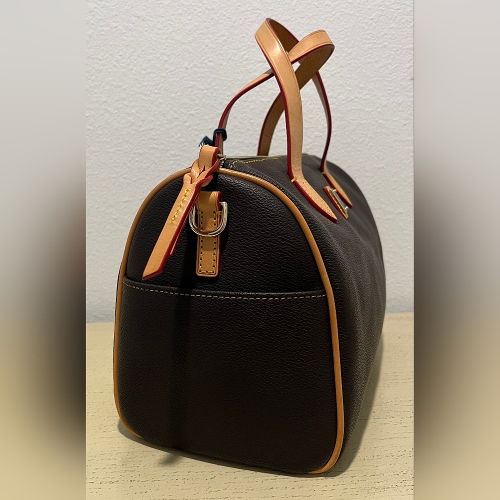 Dooney & Bourke Wexford Leather Olivia Satchel/Shoulder Bag NWT - Picture 4 of 14